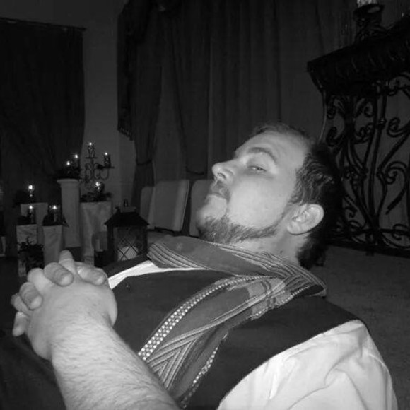 Meet your Posher, Cody - Picture 1 of 1